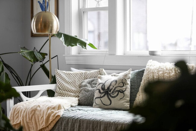 Building Photo - 32 Basin St