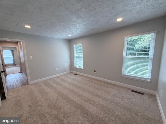 Building Photo - 917 Cypress Point Cir