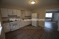 Building Photo - 3607 W 47th St