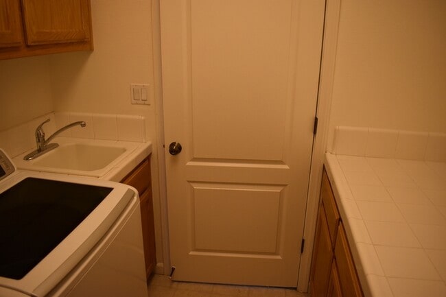 Building Photo - 1220 CAVALAIRE Ct