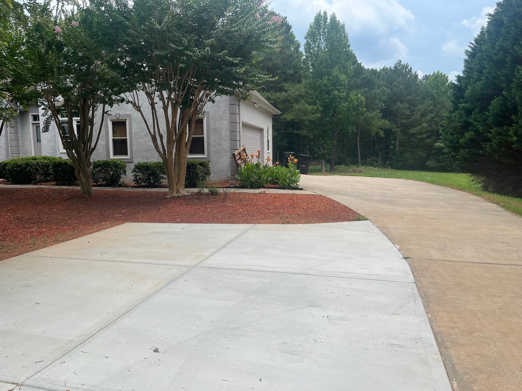 Designated parking pad - 295 Castlewood Rd