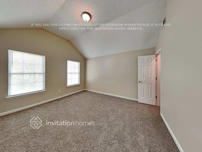 Building Photo - 2756 Live Oak Trail