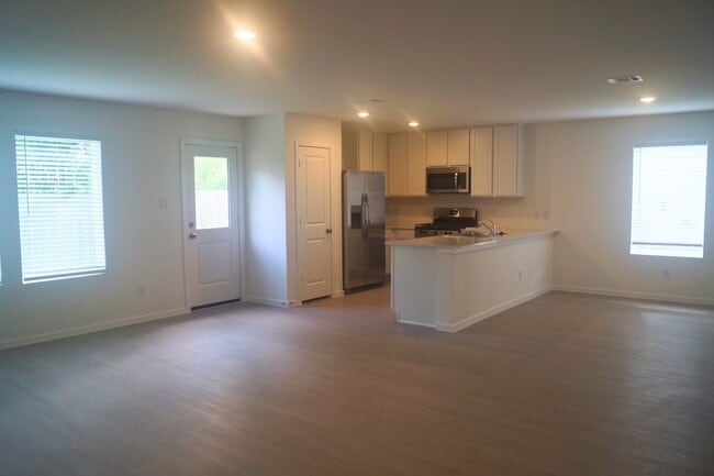 Building Photo - 272 Laura Leigh Ln