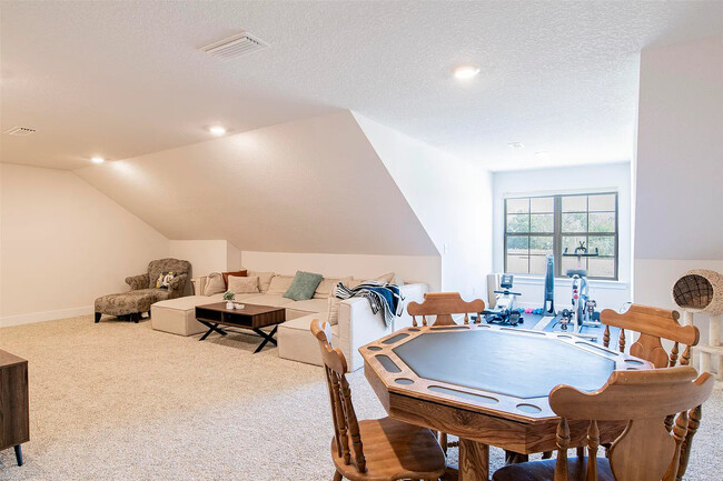 Building Photo - 6046 Cherry Hill Cir