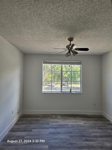 Building Photo - 2120 W Preserve Way
