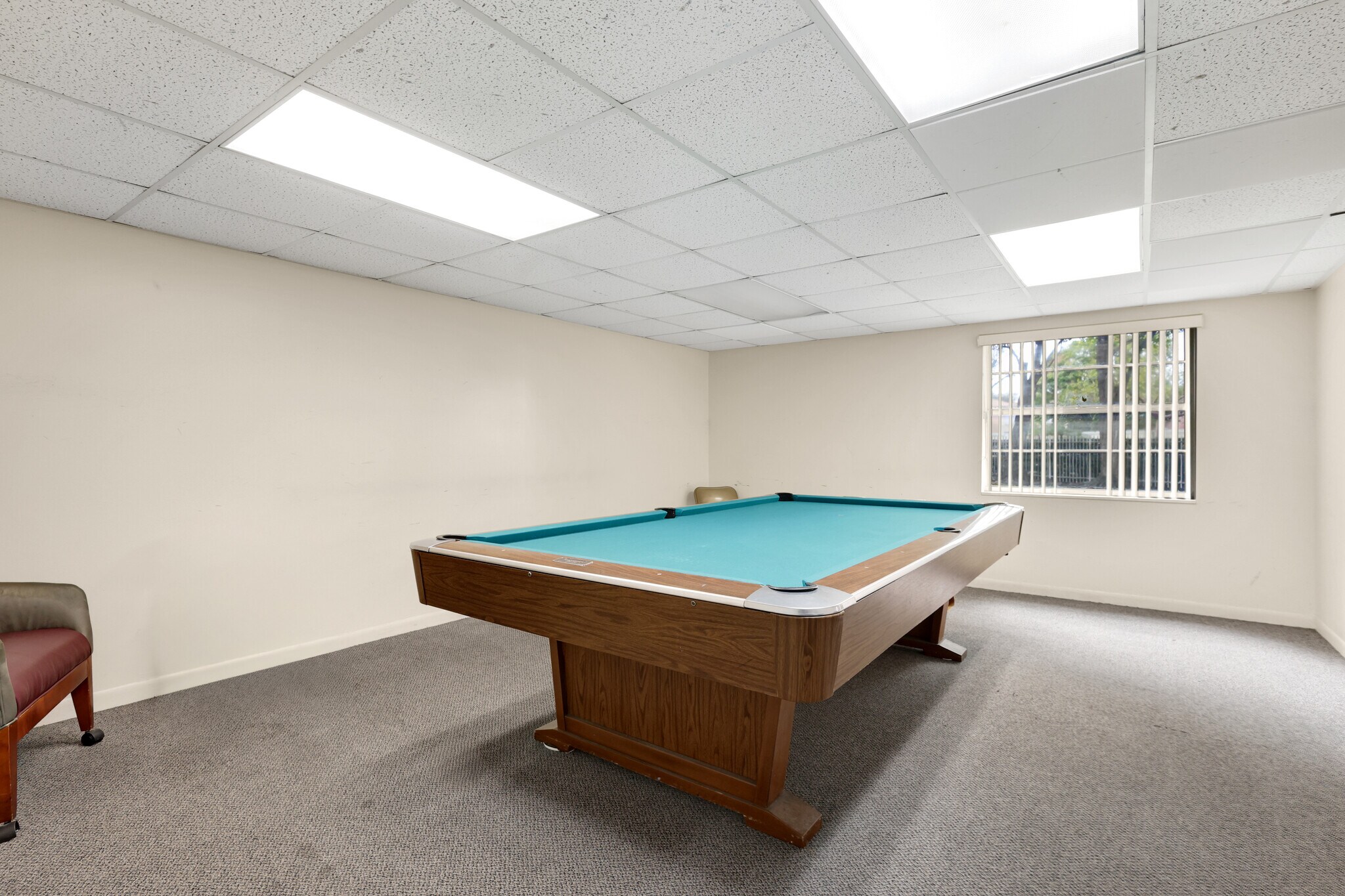 Community Rec Room - 3940 Inverrary Blvd