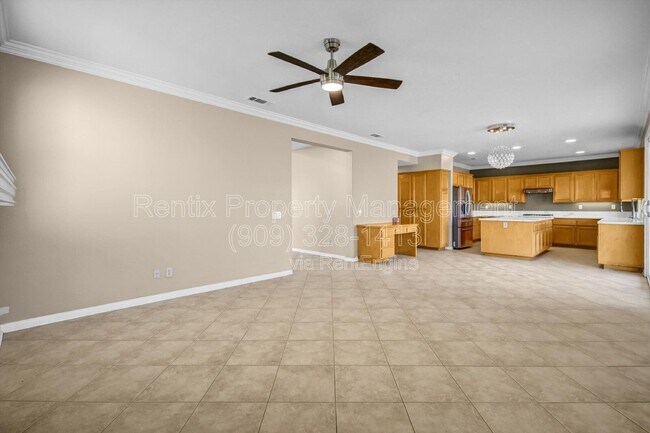 Building Photo - 28622 High Ridge Dr