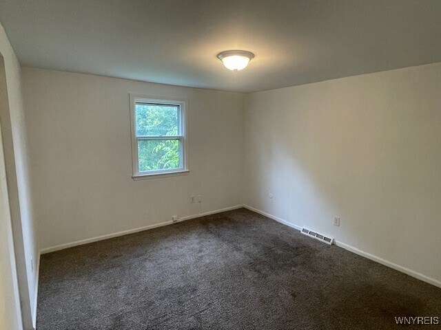 Building Photo - 341 Sundridge Dr