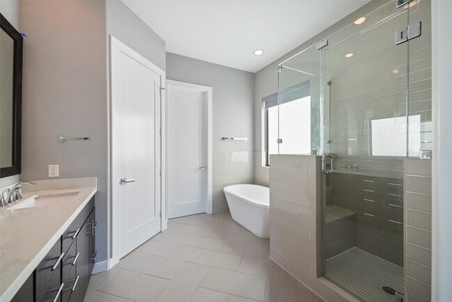 Building Photo - 4123 Eigel St