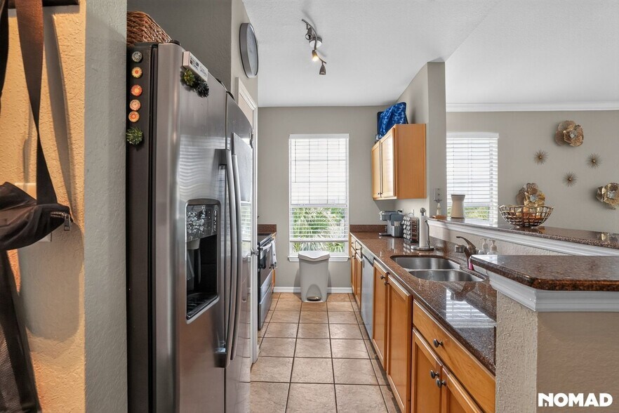 Building Photo - 5000 Culbreath Key Way