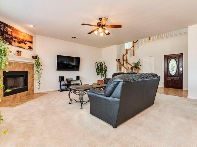 Building Photo - 13717 Field Spar Dr