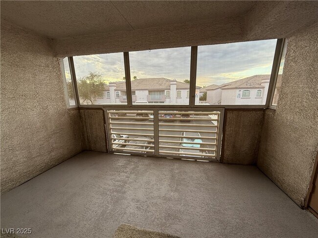 Building Photo - 4555 E Sahara Ave