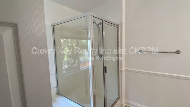 Building Photo - 673 Nacomis Ct