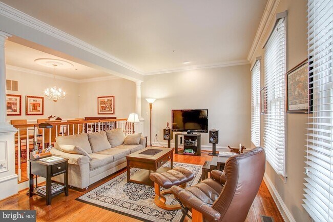 Building Photo - 9700 Whitley Park Pl