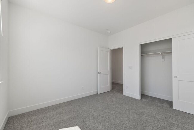 Building Photo - Brand new Arrowcreek Stunner!