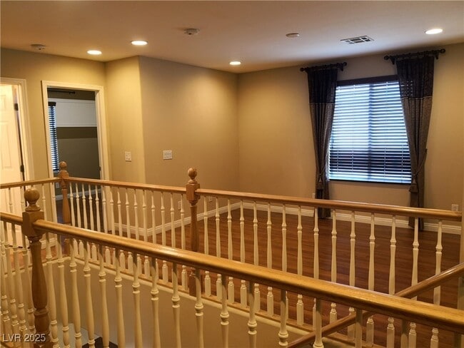 Building Photo - 4952 W Moberly Ave