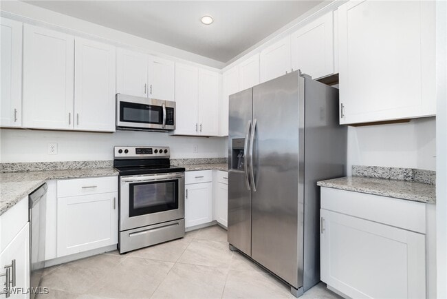 Building Photo - 14220 Pine Lodge Ln
