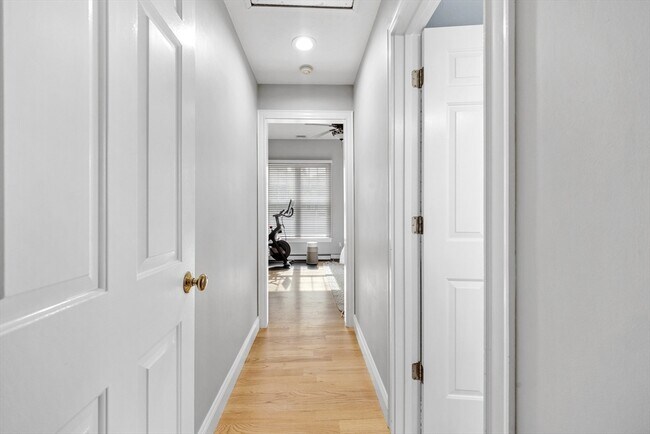 Building Photo - 21 Hersey St