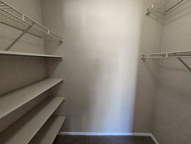 Building Photo - Townhome in Dreamy Summerlin Area -8417 Ma...