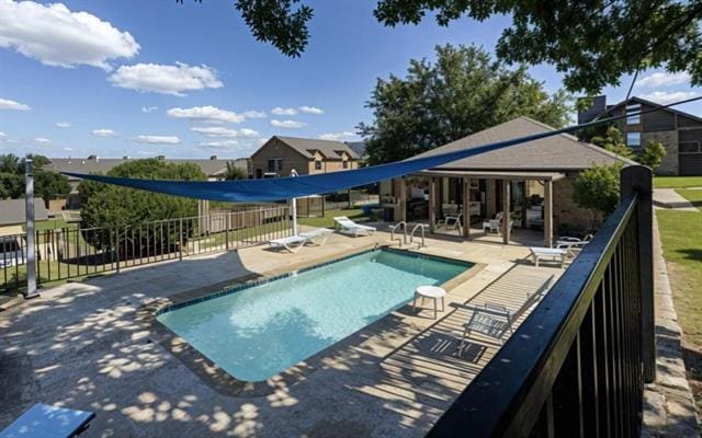 Building Photo - 1805 Signal Ridge Pl