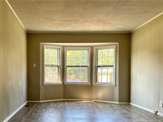 Building Photo - 4536 Ruby Rd