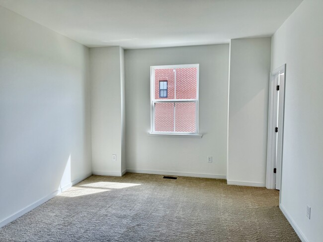 Building Photo - 15913 Misty Blue Aly