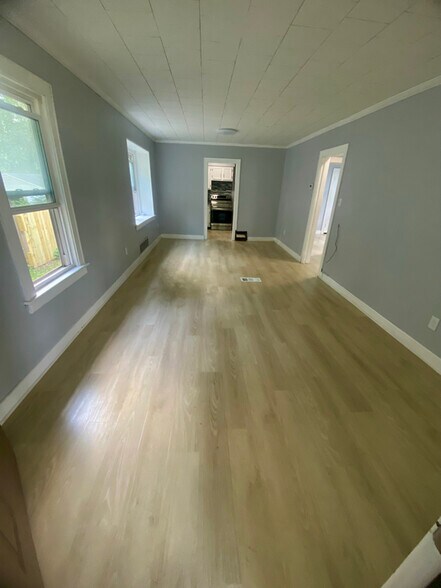 Building Photo - 1036 Neptune Ave