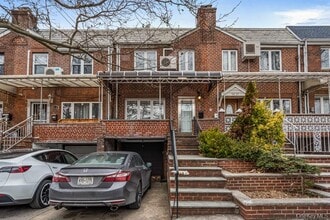 Building Photo - 95-25-95-67 67th Ave