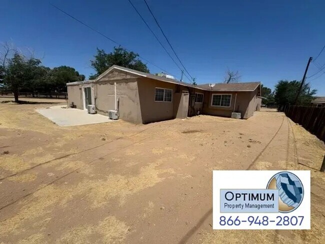 Building Photo - 13851 Pawnee Rd
