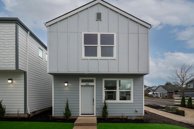 Building Photo - Move In Special- Up to 3 Months Free !!! N...