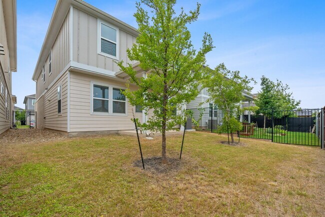 Building Photo - 1213 Devon Stetson Pl