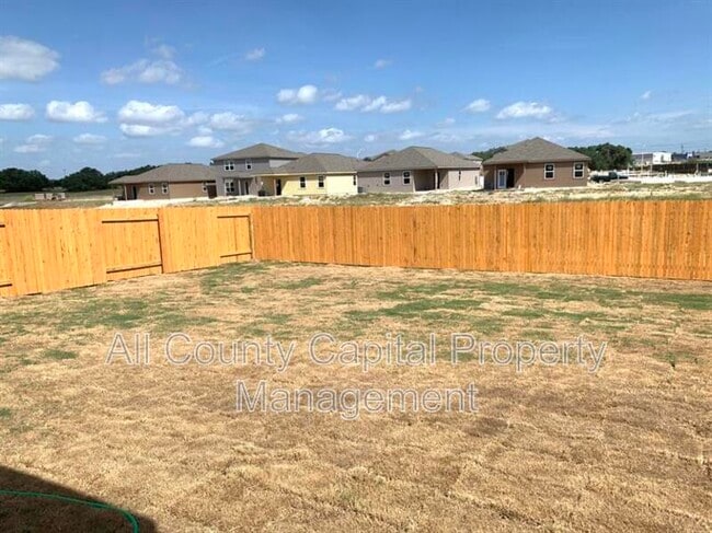 Building Photo - 112 Declaration Ln