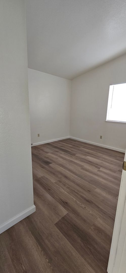 Building Photo - Cooley Ranch Home with NEW Paint NEW flooring