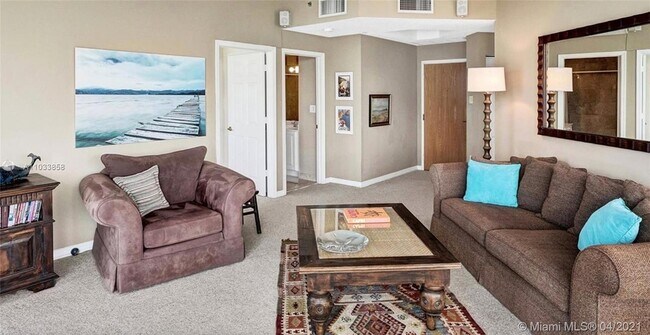 Building Photo - 7330 Ocean Terrace