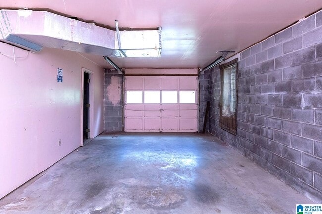 Building Photo - 203 Winterhaven Dr