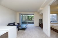 Interior Photo - Yugo Seattle Rivendell