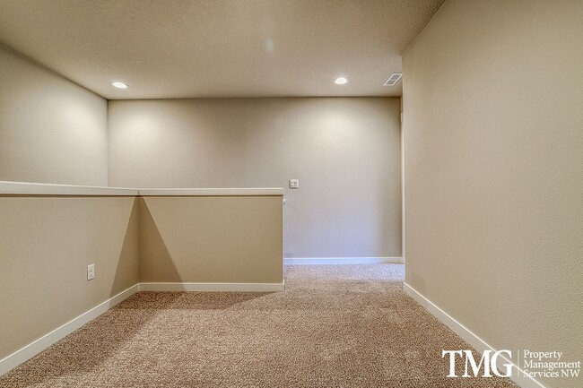Building Photo - New Construction 3 Bed 2.5 Bath Townhome i...