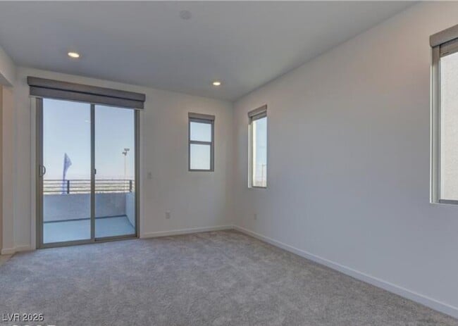 Building Photo - 1420 Song Lark Ln