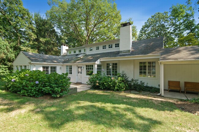 Building Photo - 58 Kent Rd