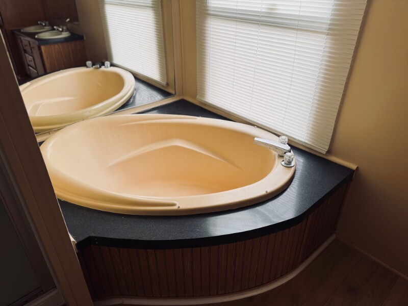 Building Photo - 6000 Clear Creek Rd