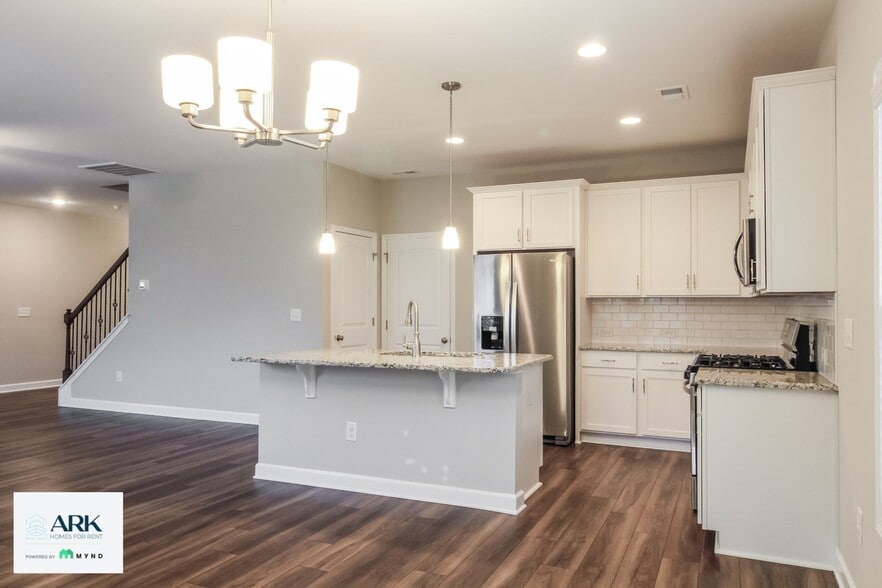 Building Photo - 7837 Waterwillow Dr