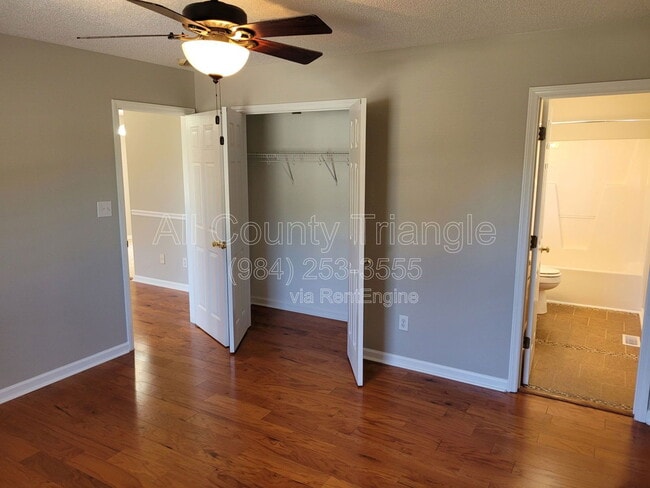 Building Photo - 111 Sunset Dr