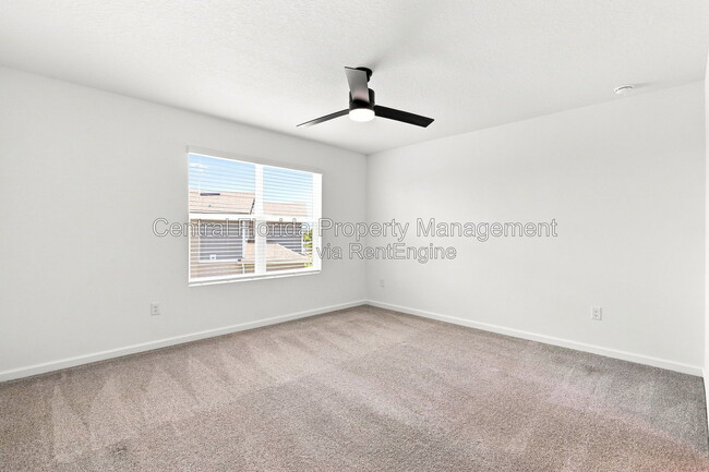 Building Photo - 865 Spring Palms Lp