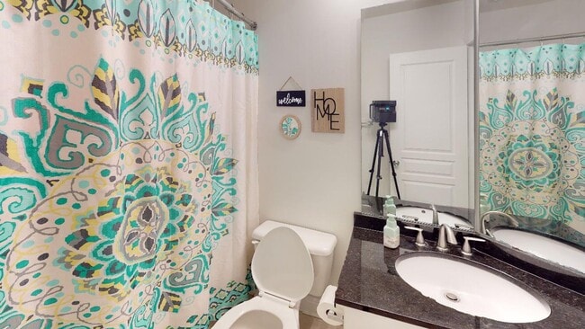 Building Photo - Dilworth Townhome For Rent