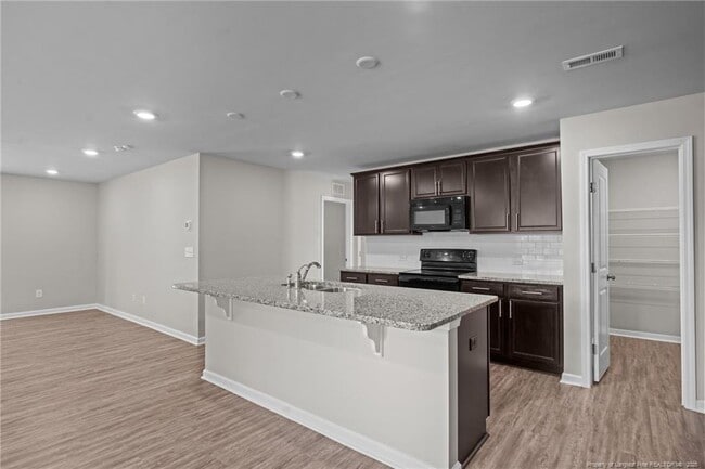 Building Photo - 205 Abercorn Wy