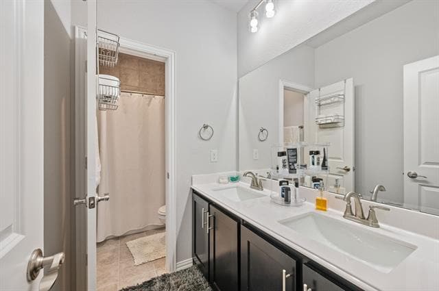 Building Photo - 811 Ridgehurst Rd