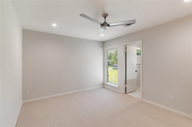 Building Photo - 3837 Clubway Ln