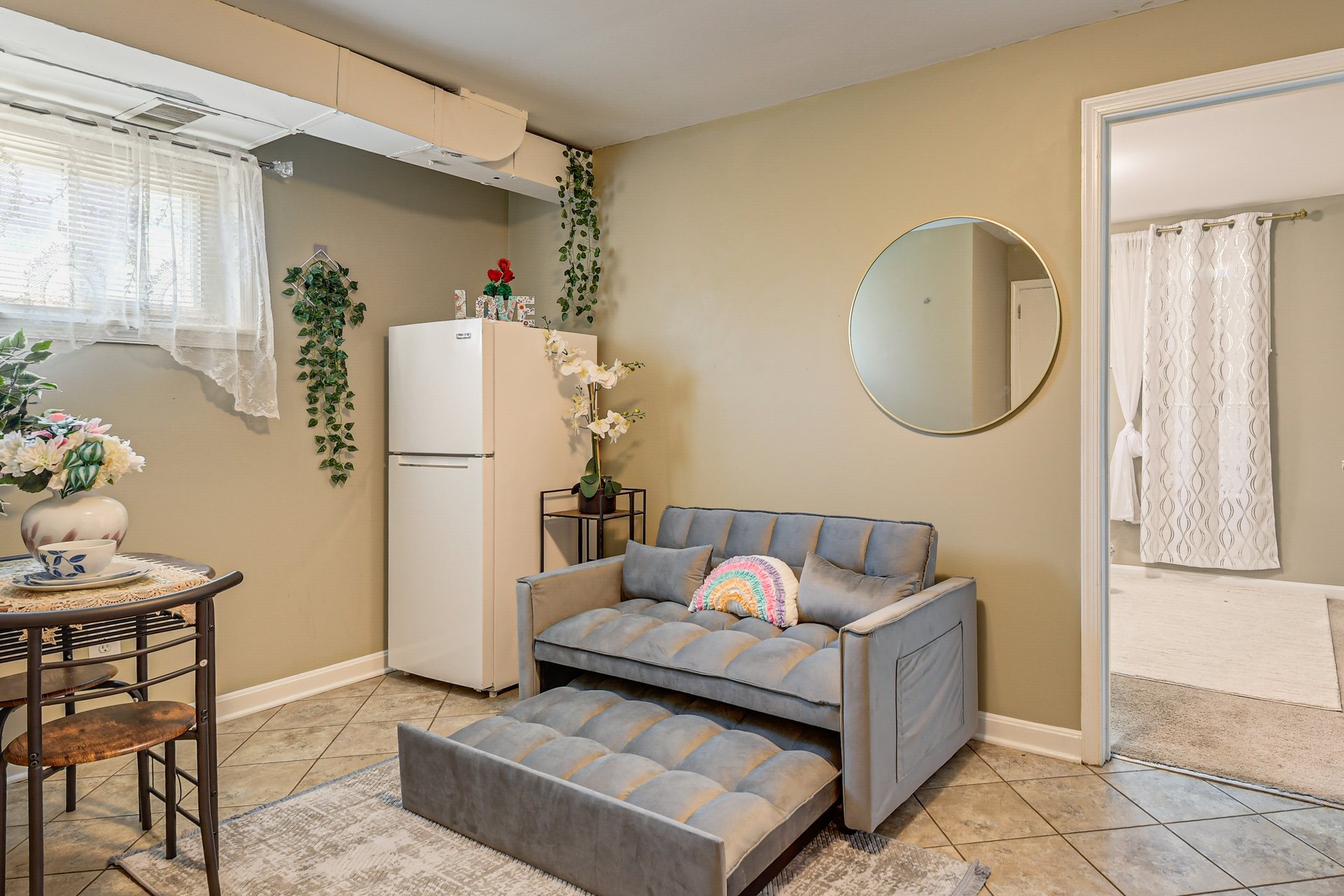 Building Photo - 5929 Camberly Ave