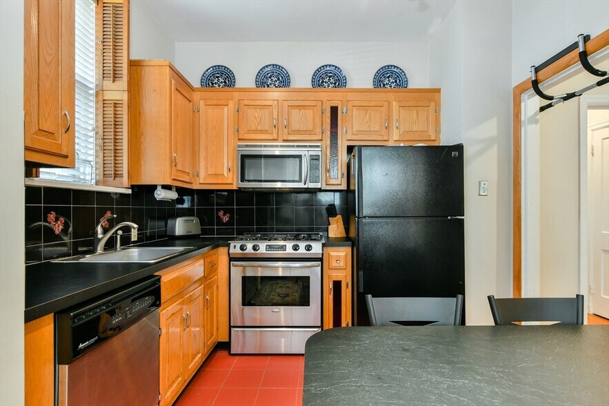 Building Photo - 5 Kilsyth Ter