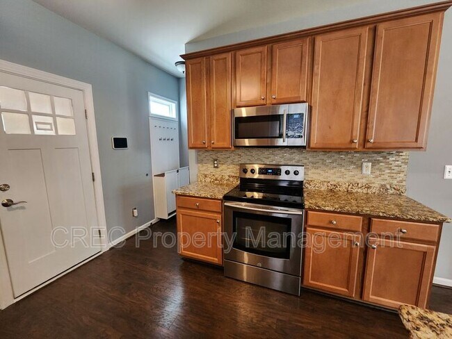 Building Photo - 103 Foxglove Ave